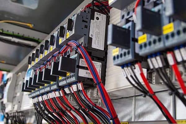 طراحی تابلو برق صنعتی