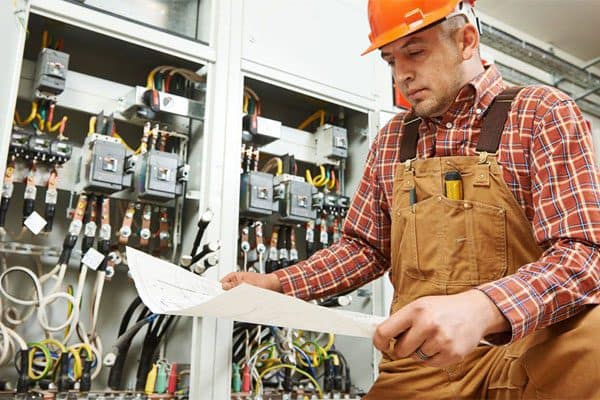 نکات کلیدی برای انتخاب برقکار مناسب در منطقه خاوران